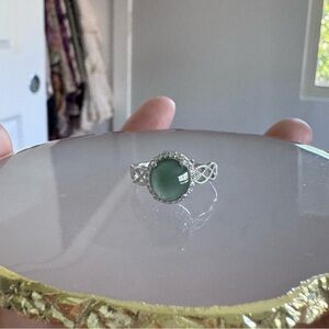 Natural Jade ring silver